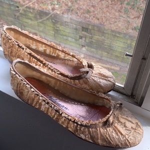 Beverly Feldman flats ballerina lace